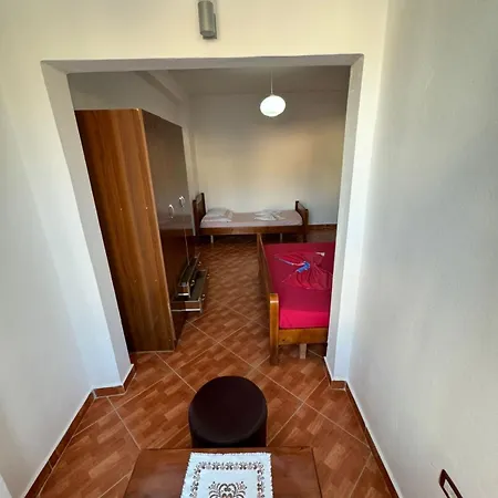 Zafferano Appartement Himare
