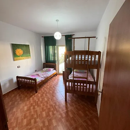 Appartement Zafferano Himare